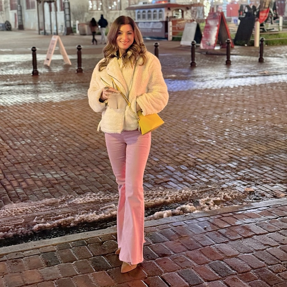 Meet your Posher, Jenn